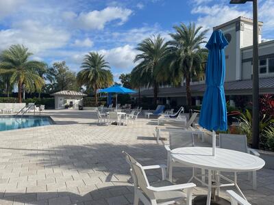 9709 Shadybrook Drive, Boynton Beach, FL 33437