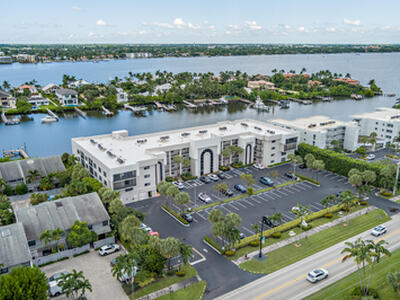 3525 S Ocean Boulevard, South Palm Beach, FL 33480