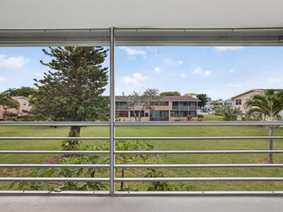 386 Sheffield P, West Palm Beach, FL 33417