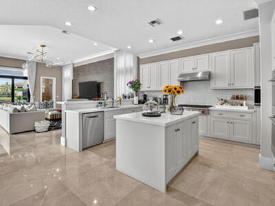 16892 Strasbourg Lane, Delray Beach, FL 33446