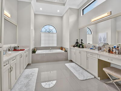 16892 Strasbourg Lane, Delray Beach, FL 33446