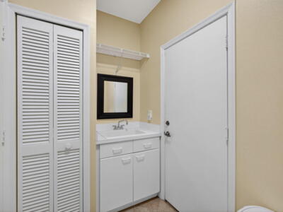 8400 Heritage Club Drive, West Palm Beach, FL 33412