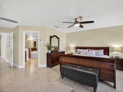 8400 Heritage Club Drive, West Palm Beach, FL 33412