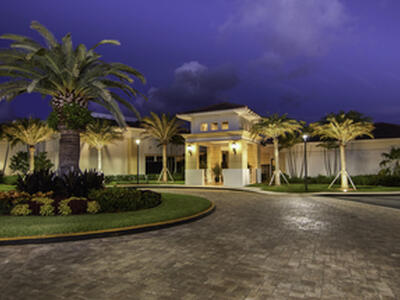 8400 Heritage Club Drive, West Palm Beach, FL 33412