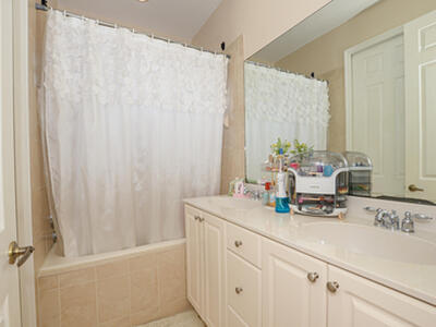 9949 E Villa Circle, Vero Beach, FL 32966