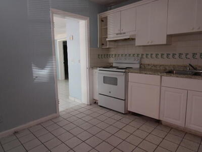 578 W 2nd Street, Riviera Beach, FL 33404