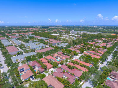 106 Santiago Drive, Jupiter, FL 33458