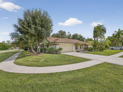 798 Blueberry Drive Drive, Wellington, FL 33414