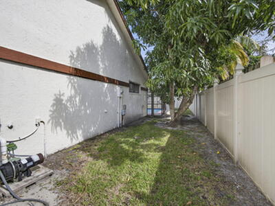 798 Blueberry Drive Drive, Wellington, FL 33414