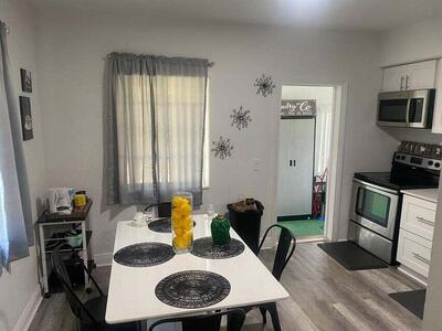 538 SW 7th Street, Hallandale Beach, FL 33009