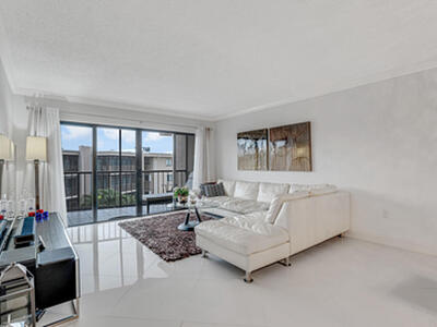 3605 S Ocean Boulevard, South Palm Beach, FL 33480