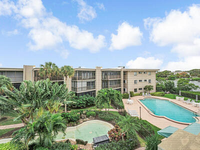 3605 S Ocean Boulevard, South Palm Beach, FL 33480