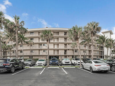 3605 S Ocean Boulevard, South Palm Beach, FL 33480