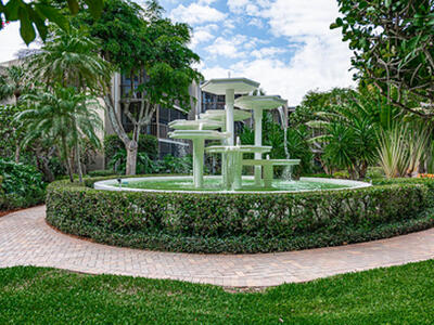 3605 S Ocean Boulevard, South Palm Beach, FL 33480