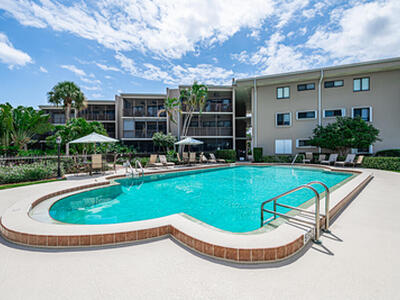 3605 S Ocean Boulevard, South Palm Beach, FL 33480