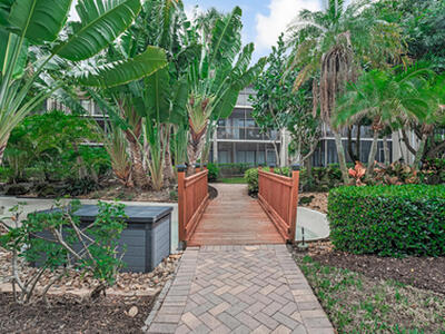 3605 S Ocean Boulevard, South Palm Beach, FL 33480