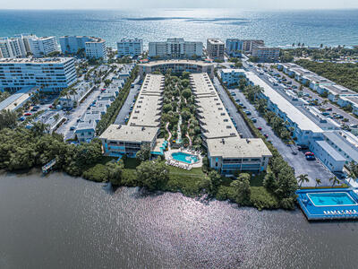 3605 S Ocean Boulevard, South Palm Beach, FL 33480