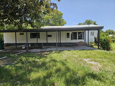 2925 SE 36 Avenue, Okeechobee, FL 34974
