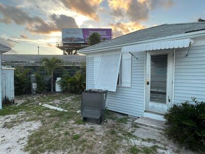 2843 Forest Hill Boulevard, Palm Springs, FL 33406