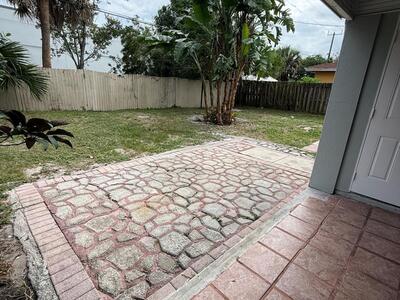 3612 Elizabeth Street, Palm Springs, FL 33461