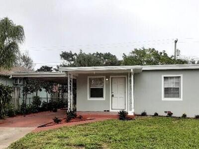 3612 Elizabeth Street, Palm Springs, FL 33461