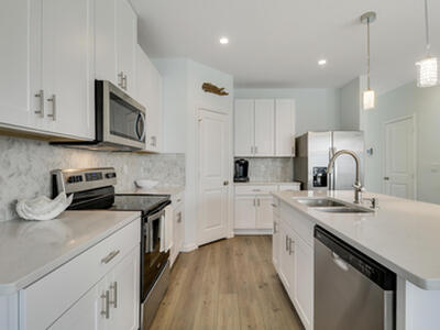 5719 SE Edgewater Circle, Stuart, FL 34997