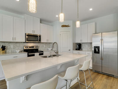 5719 SE Edgewater Circle, Stuart, FL 34997