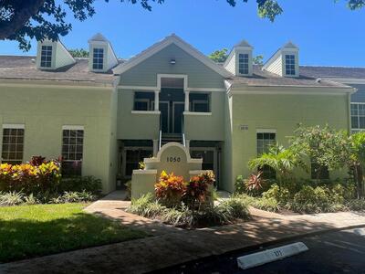 1050 Crystal Way Way