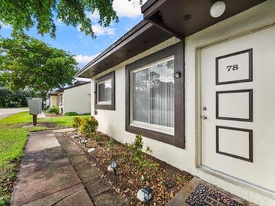 5312 Bosque Lane, West Palm Beach, FL 33415