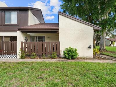 5312 Bosque Lane, West Palm Beach, FL 33415