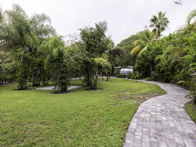 862 Bailey Street, Boca Raton, FL 33487