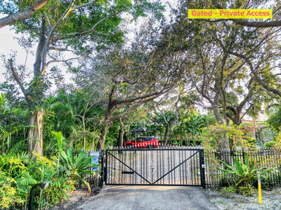 862 Bailey Street, Boca Raton, FL 33487