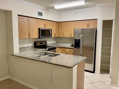 6370 Emerald Dunes Drive, West Palm Beach, FL 33411