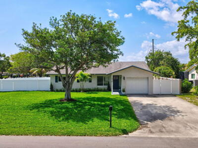 510 Kingbird Circle, Delray Beach, FL 33444