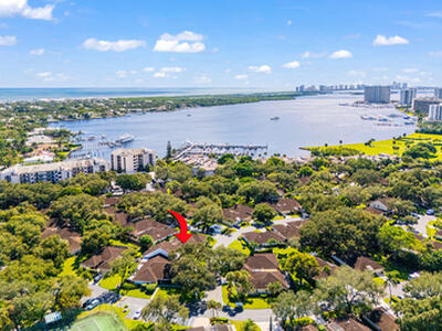 11352 Briarwood Place, North Palm Beach, FL 33408