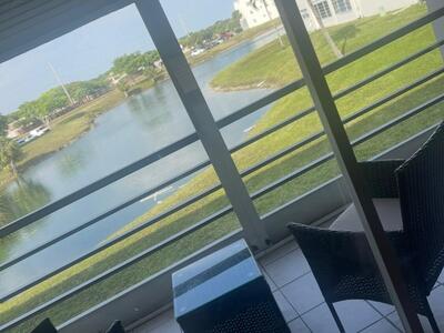 8350 Sunrise Lakes Boulevard, Sunrise, FL 33322