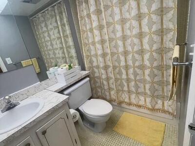 8350 Sunrise Lakes Boulevard, Sunrise, FL 33322