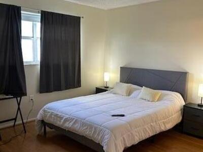 8350 Sunrise Lakes Boulevard, Sunrise, FL 33322