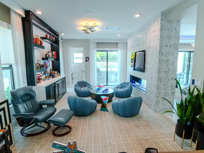 8305 Fishhawk Falls Court, Boca Raton, FL 33496