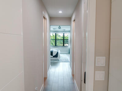 8305 Fishhawk Falls Court, Boca Raton, FL 33496