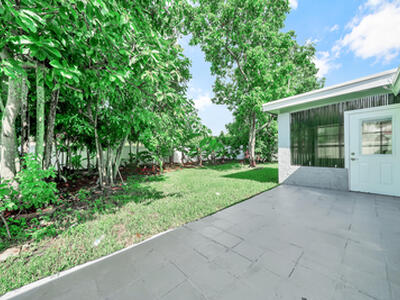 724 Avenue Chaumont, Delray Beach, FL 33445