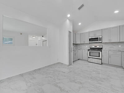 724 Avenue Chaumont, Delray Beach, FL 33445