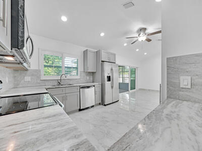 724 Avenue Chaumont, Delray Beach, FL 33445