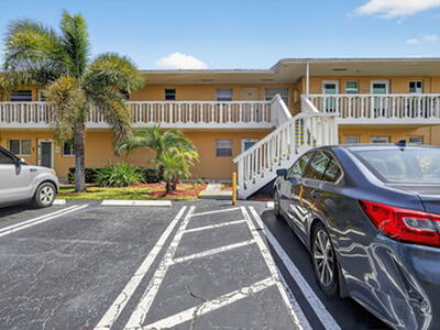 2152 NE 1st Way, Boynton Beach, FL 33435