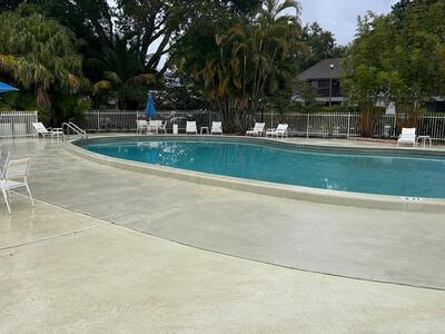 2733 S Oakland Forest Drive, Oakland Park, FL 33309