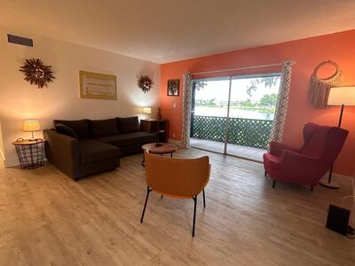 2733 S Oakland Forest Drive, Oakland Park, FL 33309