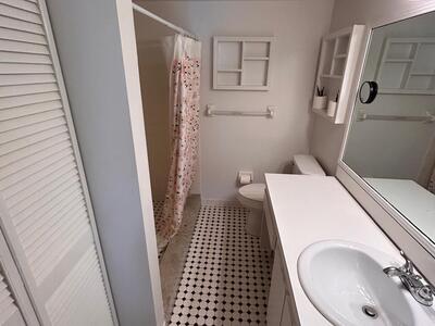 2733 S Oakland Forest Drive, Oakland Park, FL 33309