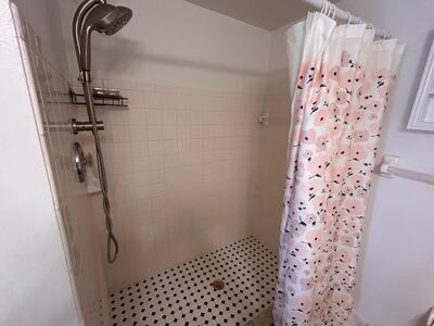 2733 S Oakland Forest Drive, Oakland Park, FL 33309