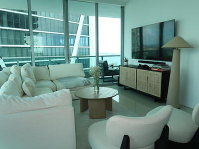 900 Biscayne Boulevard