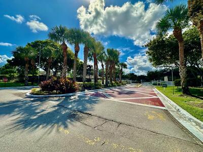 660 Cypress Club Way, Deerfield Beach, FL 33064